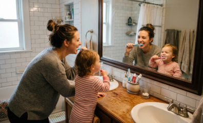 Everyday routines like toothbrushing are perfect for short mirror speech moments.